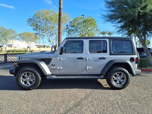 Used 2020 Jeep Wrangler Unlimited Sport image 8