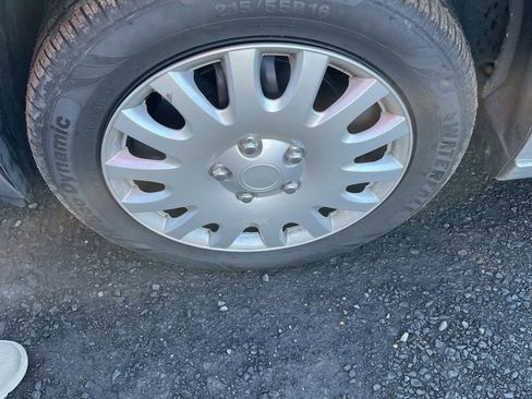 Used 2008 Chevrolet HHR LT image 15