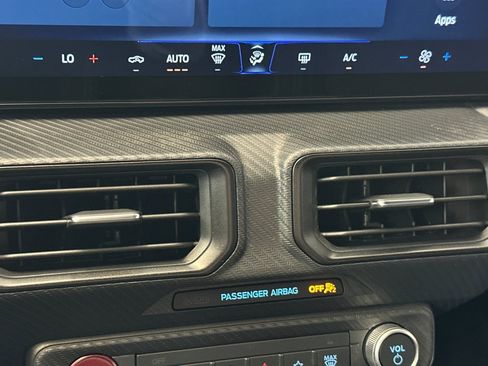 Used 2024 Ford Mustang Coupe RWD image 25