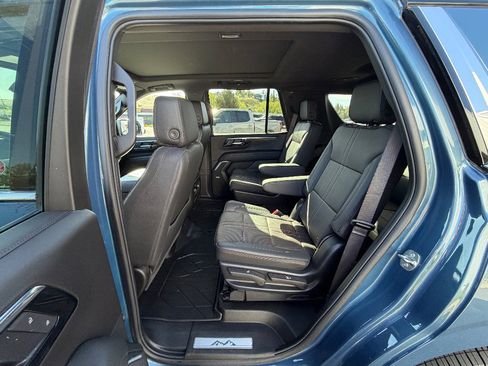 Used 2025 Chevrolet Tahoe High Country w/ Sun And Tow Package AWD/4WD image 3