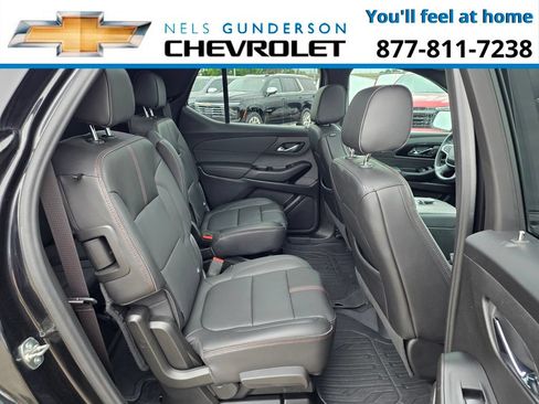 Used 2023 Chevrolet Traverse RS w/ LPO, Floor Liner Package AWD/4WD image 12