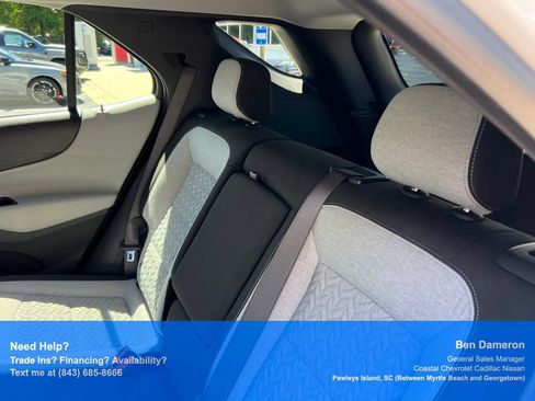 Used 2023 Chevrolet Equinox LS w/ LS Convenience Package FWD image 17