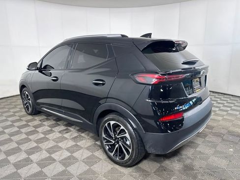 Used 2023 Chevrolet Bolt EUV Premier w/ Sun & Sound Package image 5