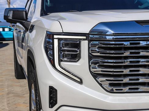 Used 2022 GMC Sierra 1500 Denali AWD/4WD image 5