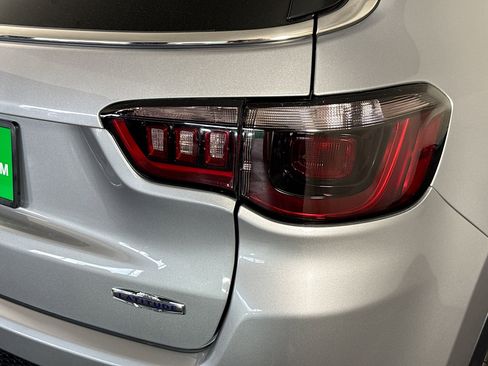 Used 2022 Jeep Compass Latitude w/ Convenience Group image 34