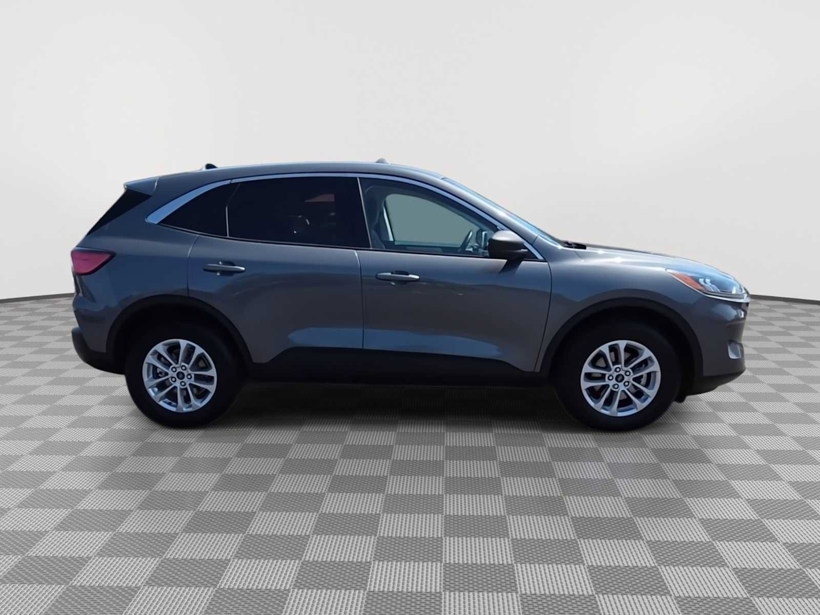 Used 2022 Ford Escape SE w/ Convenience Package AWD/4WD image 9