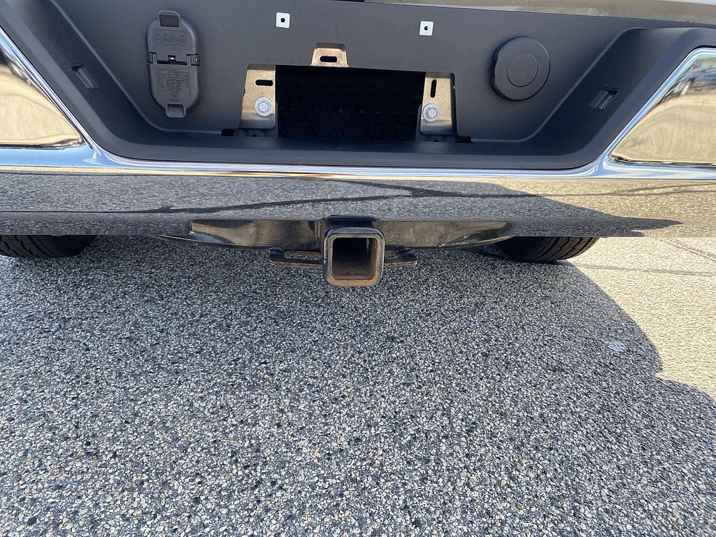 Certified 2025 Chevrolet Silverado 1500 W/T RWD image 9