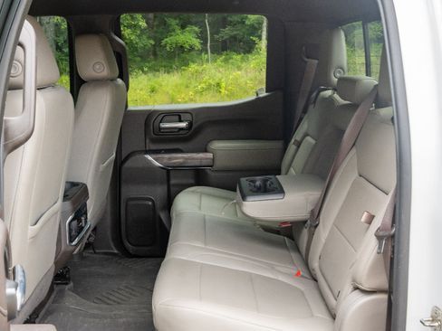 Used 2020 Chevrolet Silverado 1500 LTZ w/ LTZ Plus Package AWD/4WD image 12
