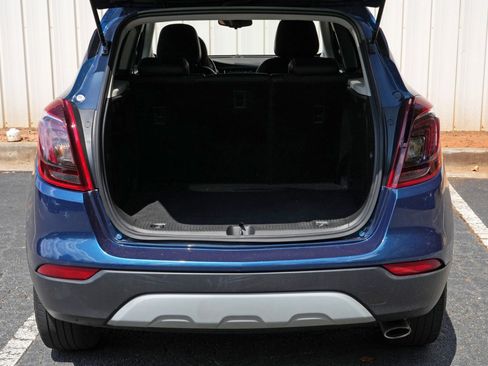 Used 2020 Buick Encore Preferred w/ Safety Package FWD image 9
