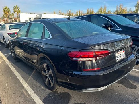 Used 2020 Volkswagen Passat 2.0T SE w/ Sunroof Package image 8