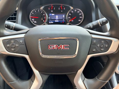 Used 2023 GMC Acadia SLE w/ Driver Convenience Package AWD/4WD image 10