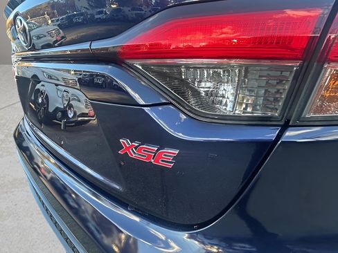 Used 2020 Toyota Corolla XSE image 16