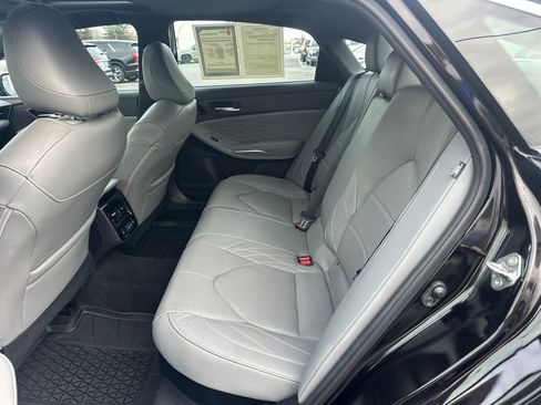 Used 2020 Toyota Avalon Limited w/ Advanced Safety Package image 16