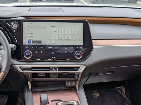 Used 2023 Lexus RX 350 Premium image 18