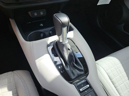 New 2026 Honda HR-V LX image 18