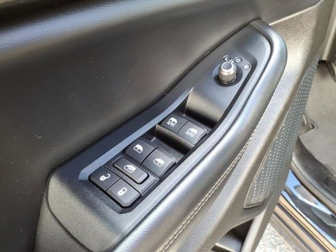 Used 2023 Jeep Grand Cherokee L Altitude image 17