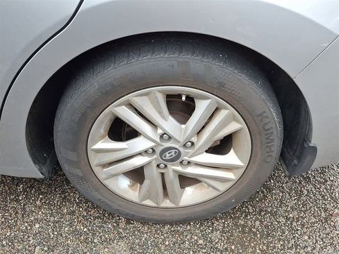 Used 2020 Hyundai Elantra Value Edition w/ Cargo Package (C1) image 5