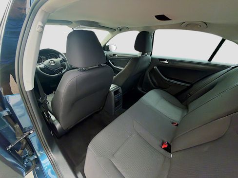 Used 2016 Volkswagen Jetta S image 23