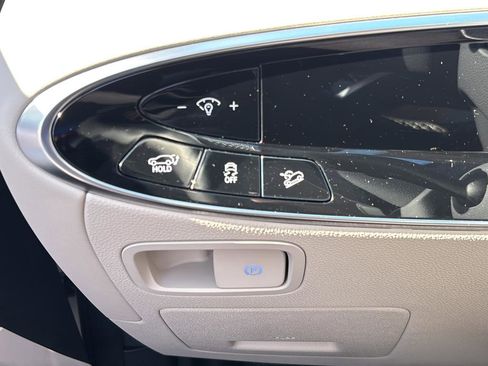 Certified 2026 Genesis GV70 2.5T image 47