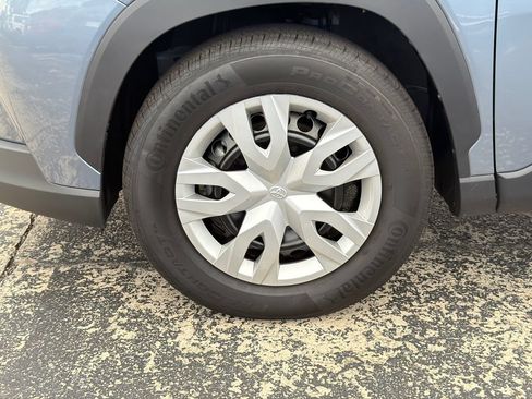 Used 2026 Toyota Corolla Cross L FWD image 11