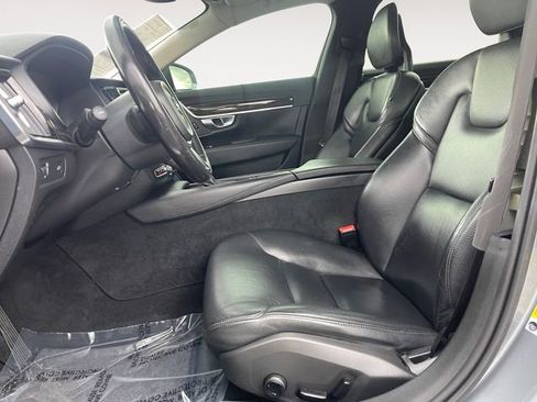 Used 2018 Volvo S90 T5 Momentum w/ Momentum Plus Package image 24