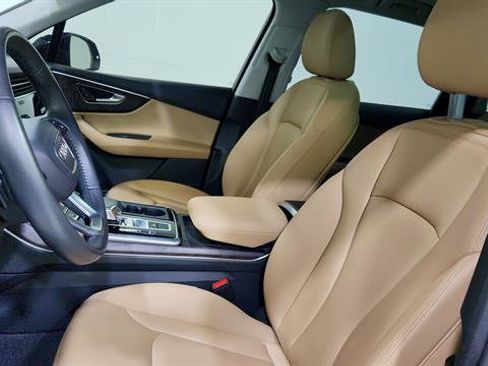 Used 2020 Audi Q7 3.0T Premium w/ Convenience Package image 12