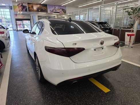 Used 2017 Alfa Romeo Giulia Ti w/ TI Lusso Light Wood Package AWD/4WD image 6