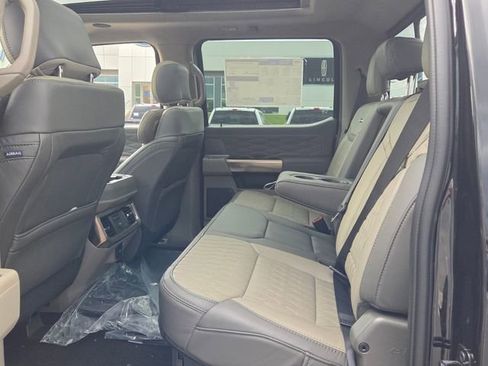 New 2026 Ford F250 Platinum w/ Platinum Plus Package AWD/4WD image 13