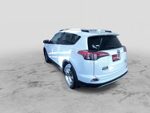 Used 2016 Toyota RAV4 XLE image 7