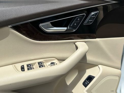 Used 2019 Audi Q7 3.0T Premium Plus w/ Premium Plus Package AWD/4WD image 13