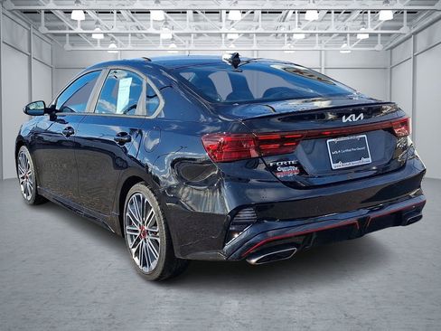Used 2022 Kia Forte GT image 3