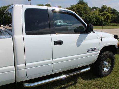 Used 1999 Dodge Ram 2500 Truck 4x4 Quad Cab image 9