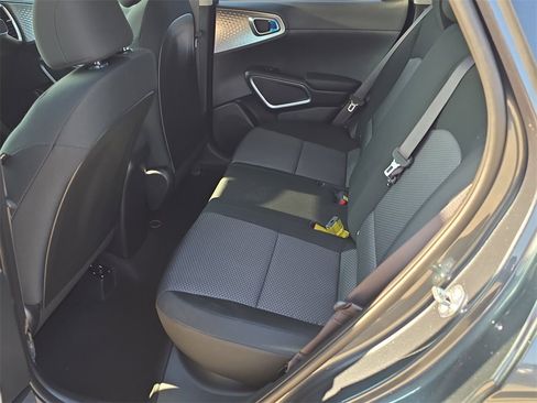 New 2025 Kia Soul LX image 18
