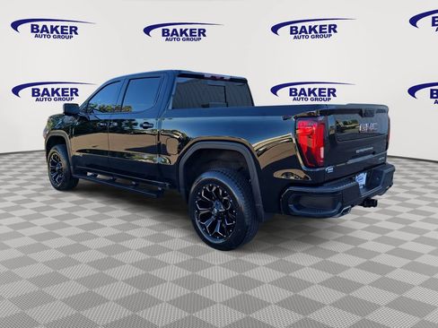 Used 2024 GMC Sierra 1500 AT4 w/ Technology Package AWD/4WD image 7