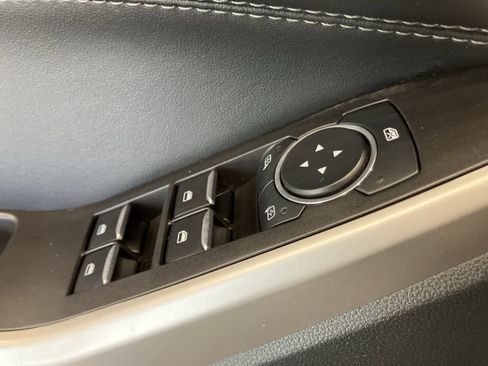 Used 2023 Ford Explorer XLT w/ Equipment Group 202A image 13