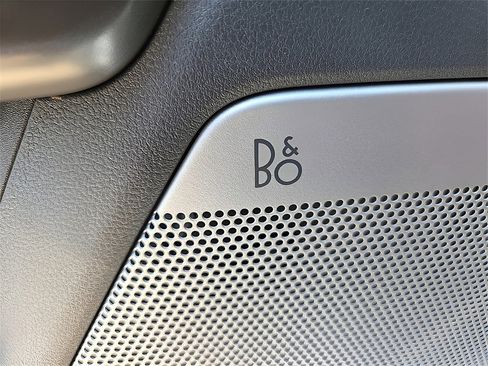 New 2025 Ford F150 Lariat w/ Equipment Group 501A Mid image 14