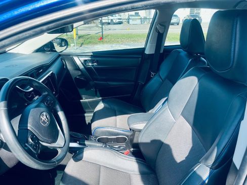 Used 2018 Toyota Corolla SE FWD image 8