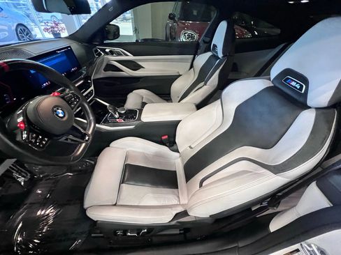 Used 2025 BMW M4 xDrive Competition image 13