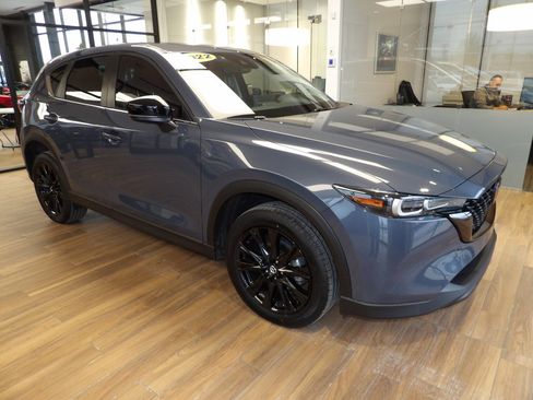 Certified 2022 MAZDA CX-5 Carbon Edition image 3