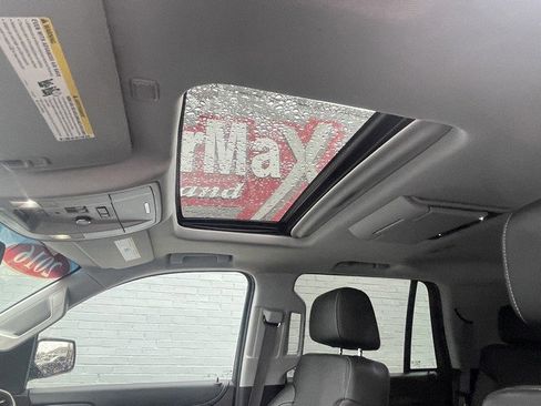 Used 2016 GMC Yukon SLT w/ Open Road Package image 14