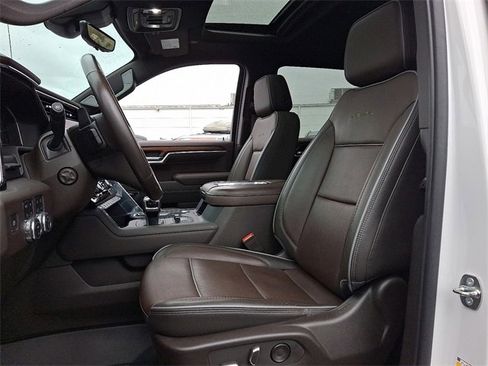 Used 2022 GMC Sierra 1500 Denali w/ Denali Reserve Package image 13