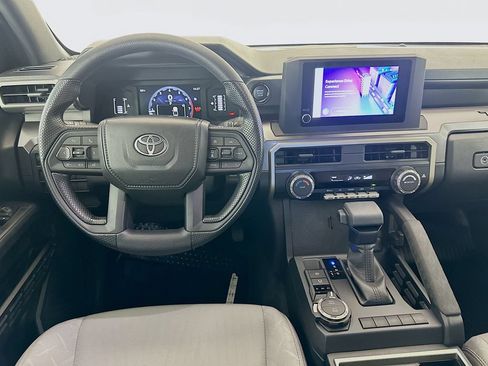 Certified 2026 Toyota Tacoma SR5 AWD/4WD image 22