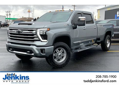 Used 2024 Chevrolet Silverado 3500 High Country w/ Technology Package image 1