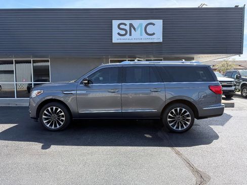 Used 2021 Lincoln Navigator L Reserve w/ Luxury Package AWD/4WD image 9