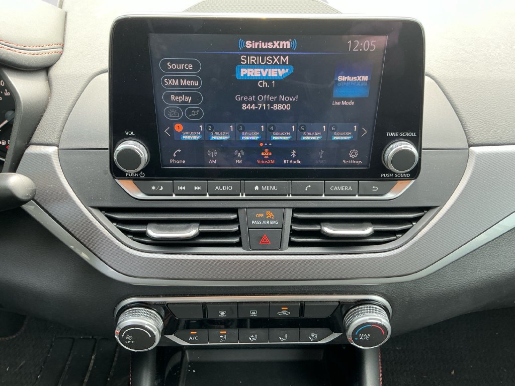 Used 2024 Nissan Altima 2.5 SR FWD image 17