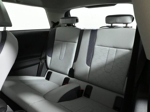 Used 2025 MINI Cooper 2-Door Hardtop image 4