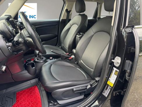 Used 2016 MINI Cooper 4-Door Hardtop w/ Premium Package image 13