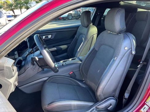 Used 2025 Ford Mustang GT RWD image 11