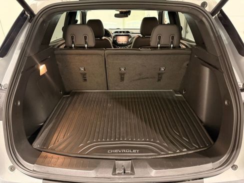 Used 2023 Chevrolet TrailBlazer ACTIV w/ Sun and Liftgate Package FWD image 10