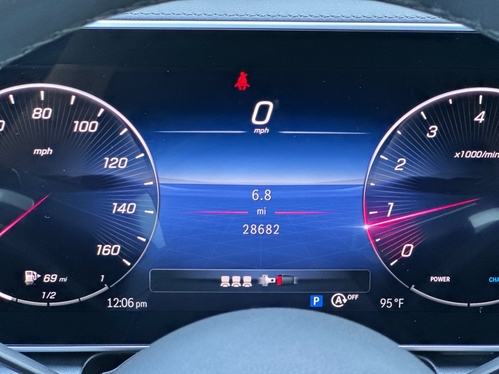 Used 2023 Mercedes-Benz GLC 300 image 31